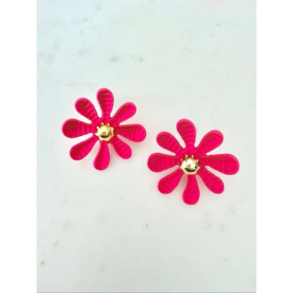 Hot Pink Daisy Stud Earrings Gold Center Floral Statement Earrings